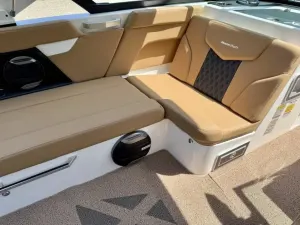2027 MasterCraft XT22  Icon