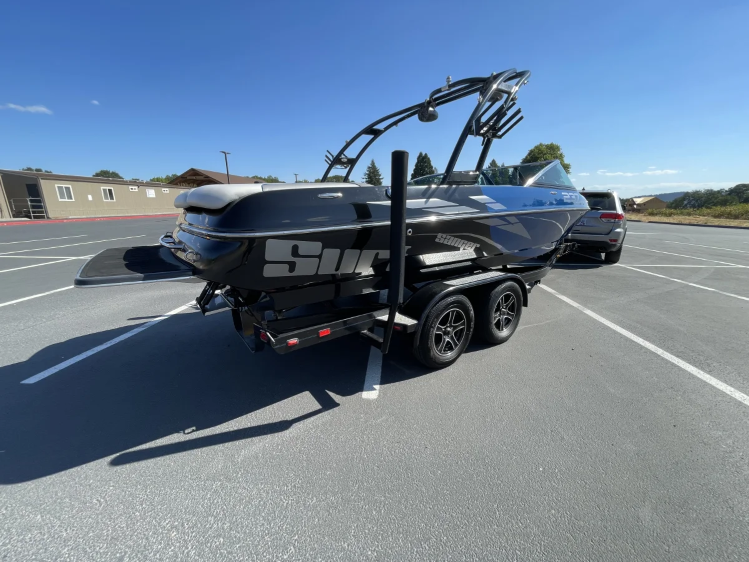 2016 Sanger Boats V237