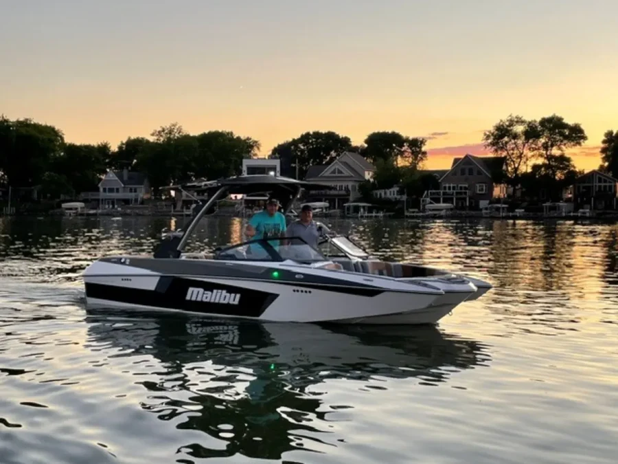 2021-malibu--wakesetter-23-mxz-146267-image13.webp