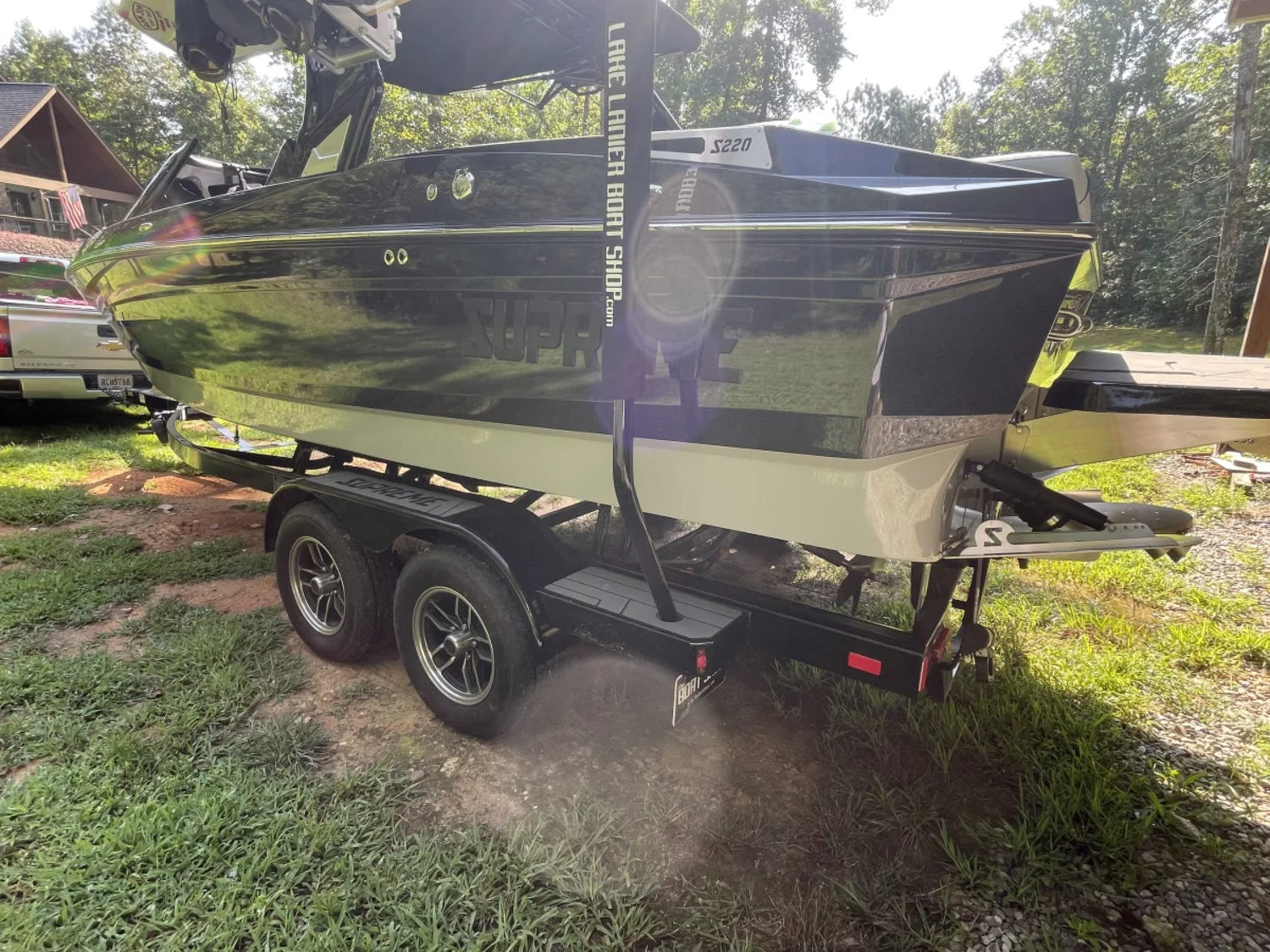2025 Supreme Boats S220