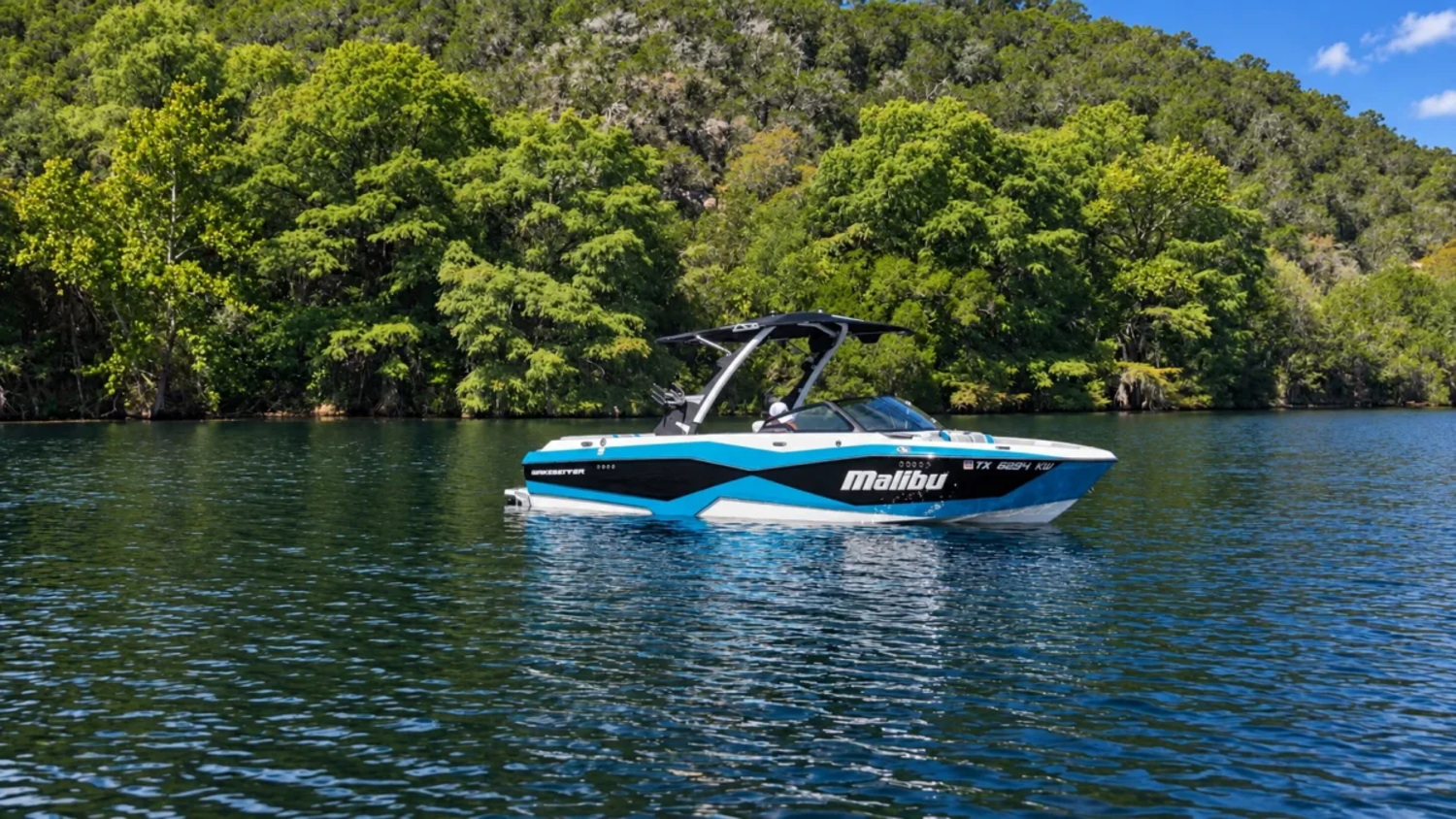2023 Malibu Wakesetter 22 LSV