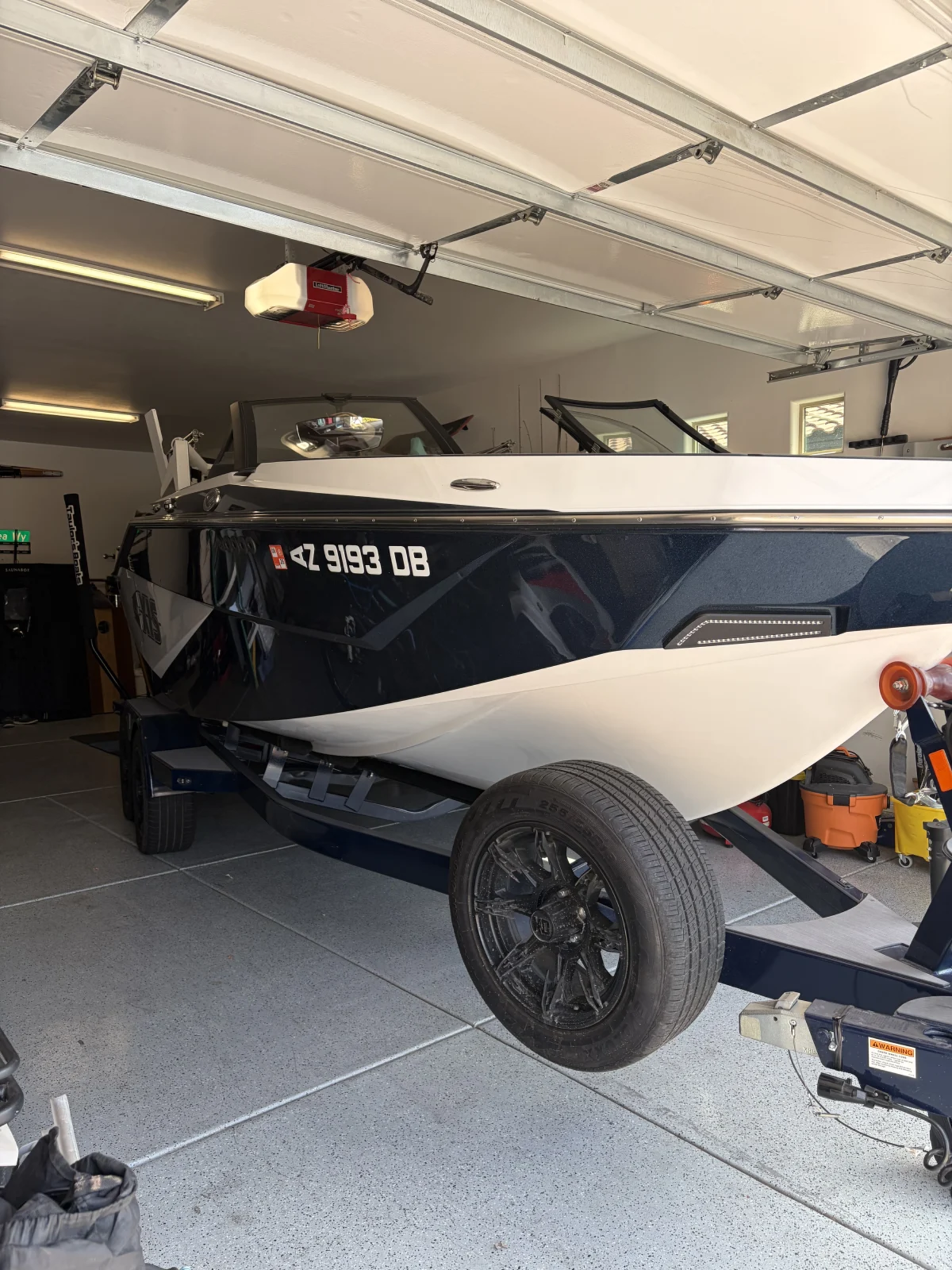 2024 Axis Boats T235