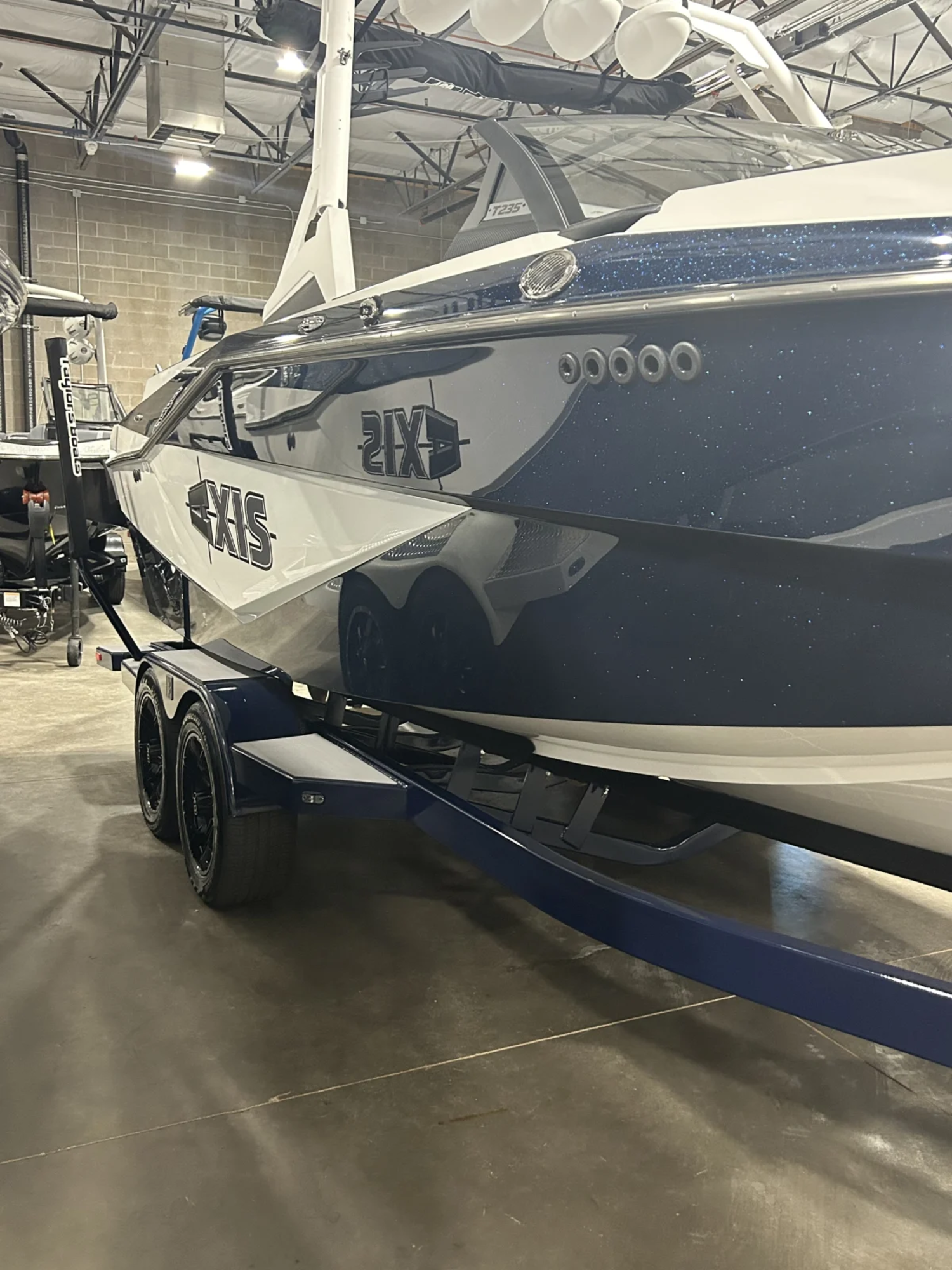 2024 Axis Boats T235
