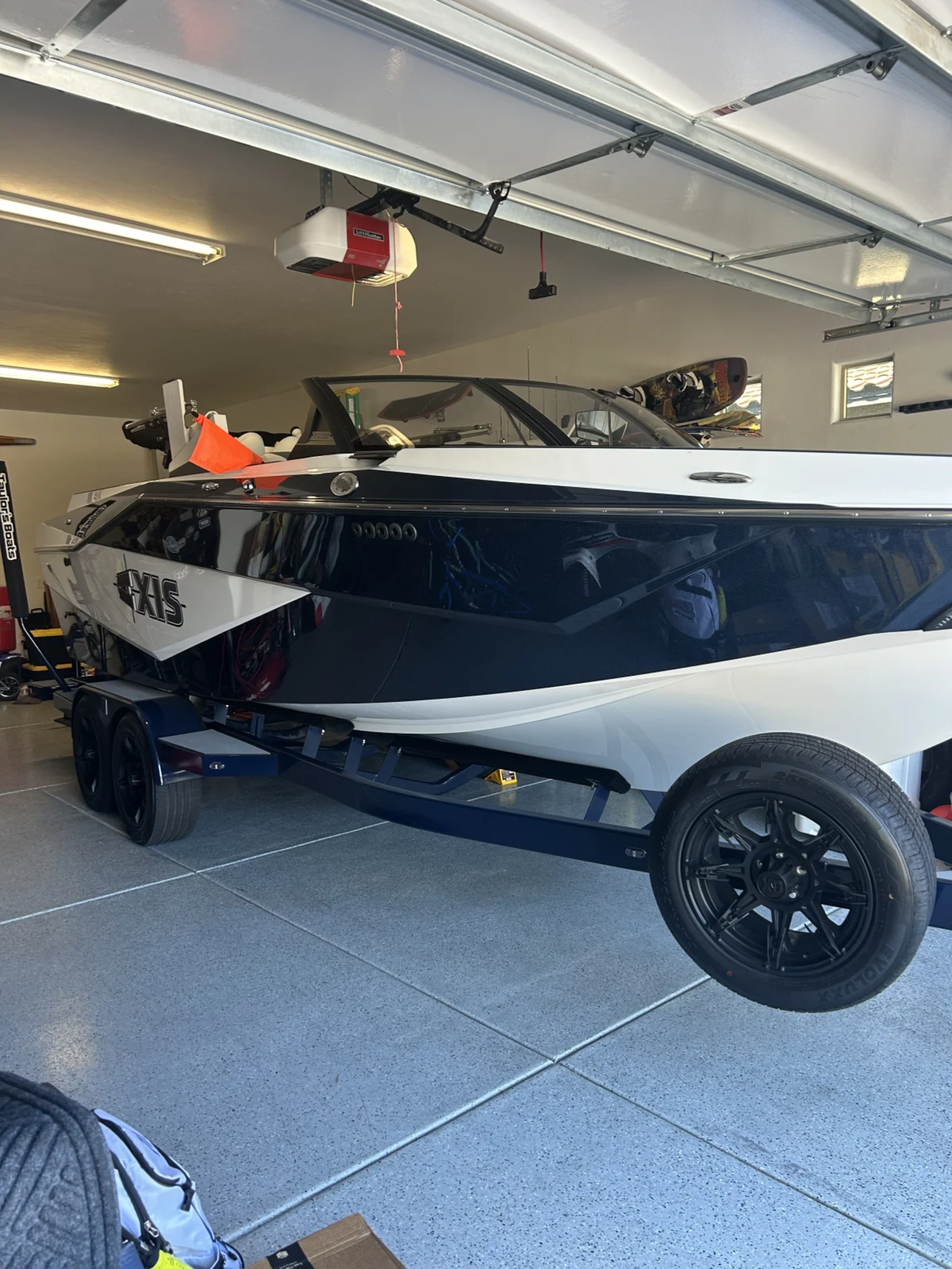2024 Axis Boats T235