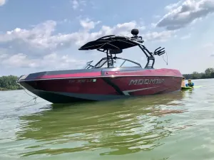 2020-moomba-max-146318-image0.webp