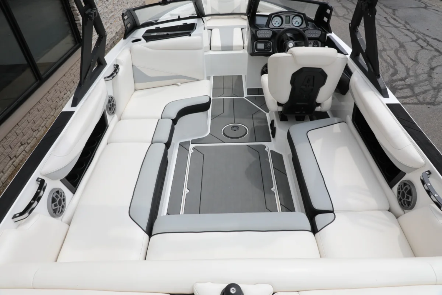 2019 Axis T22 (New Arrival!!)
