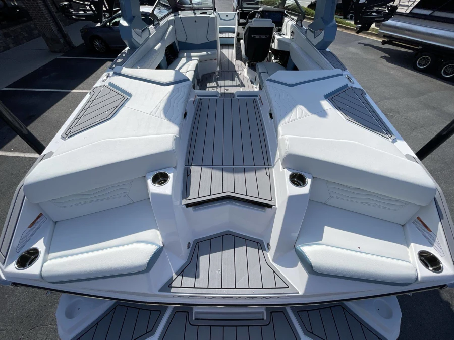 2027-nautique-g23-146333-image12