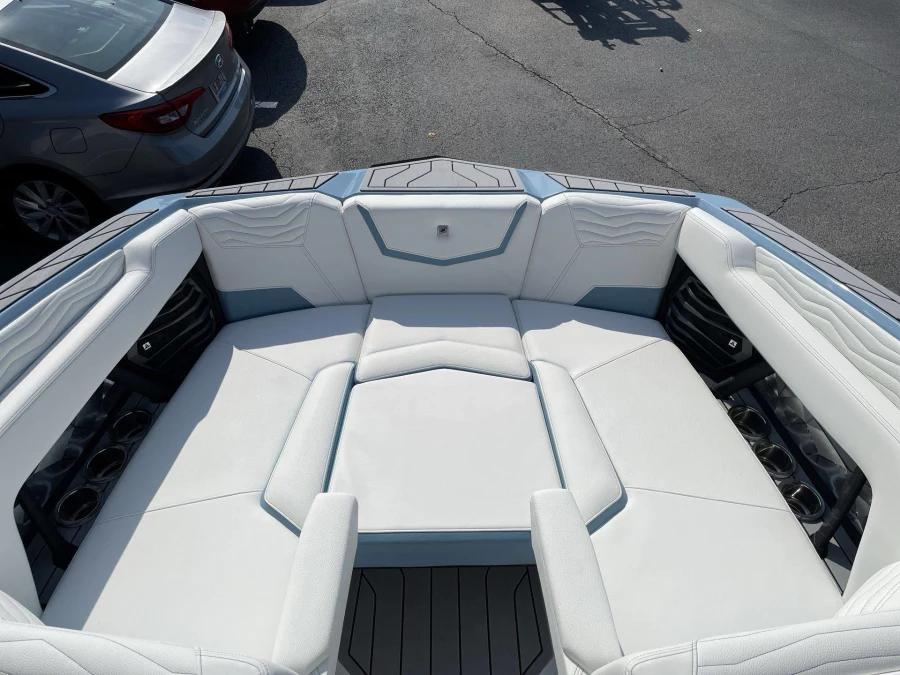 2027-nautique-g23-146333-image8