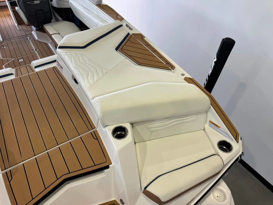 2025-nautique-g23-146335-image11