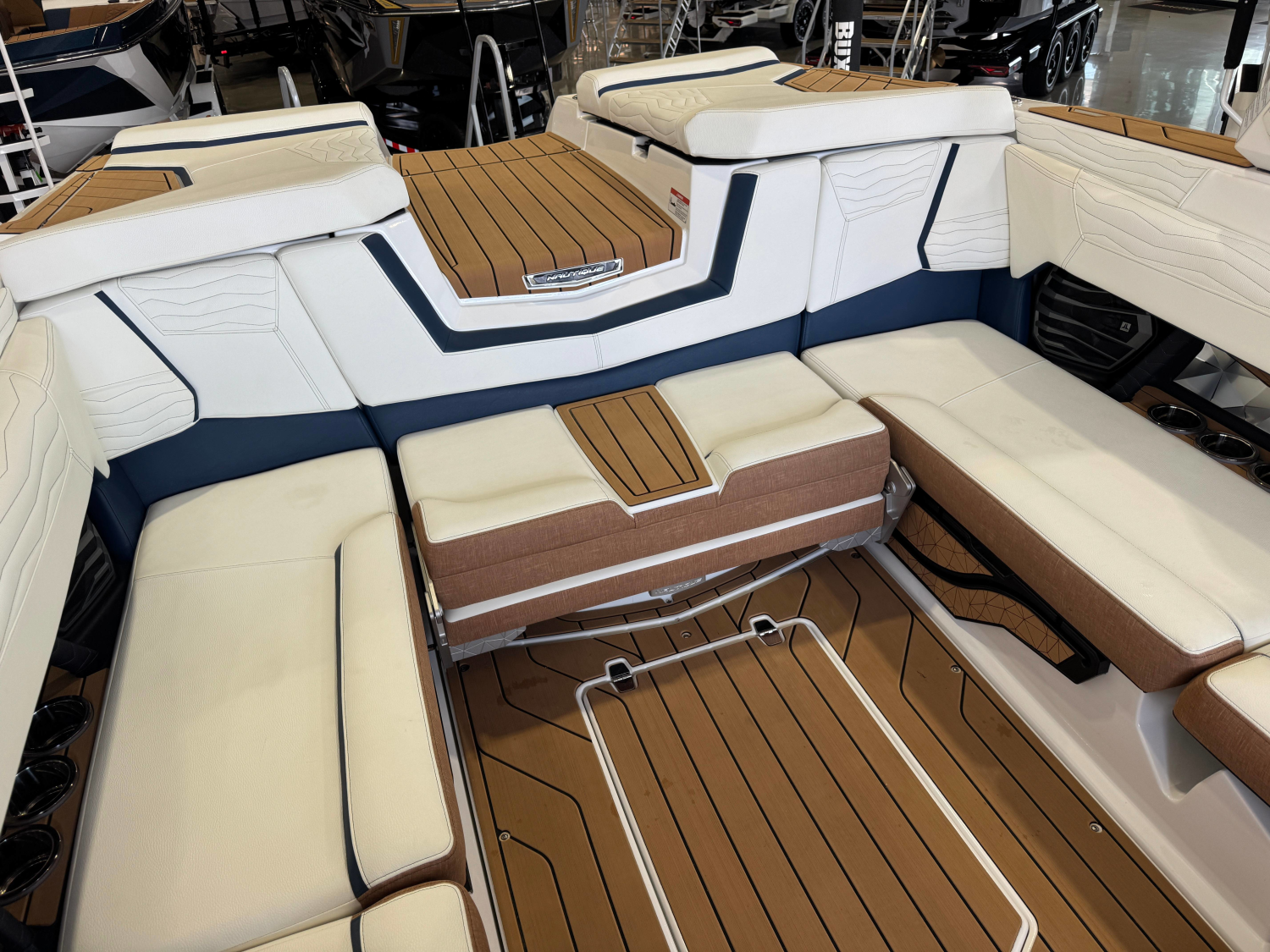2025 Nautique Super Air Nautique G23