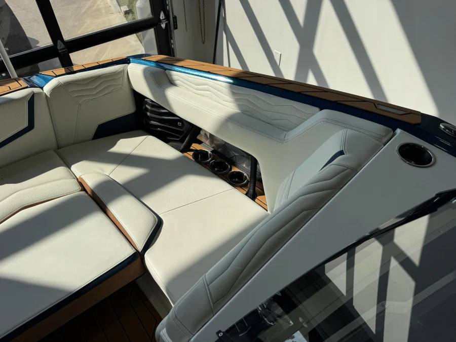2025-nautique-g23-146335-image18