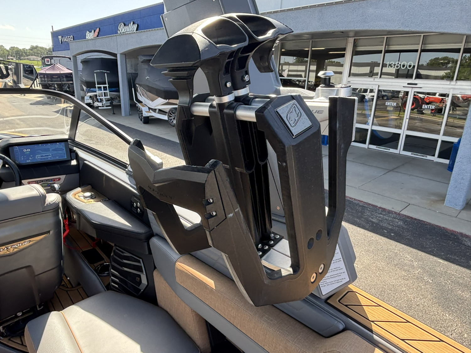 2023 Nautique G23
