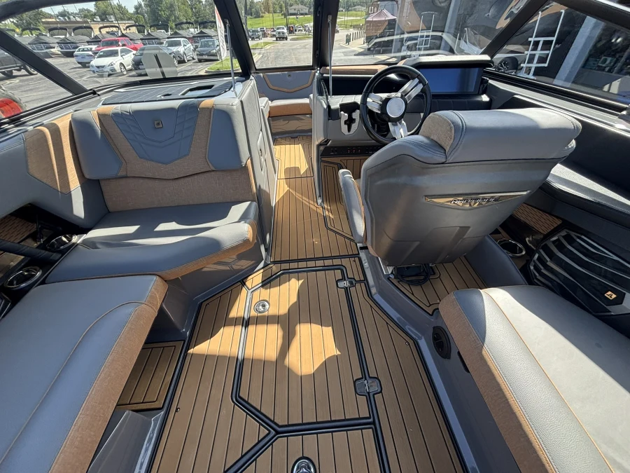 2023-nautique-g23-146340-image6