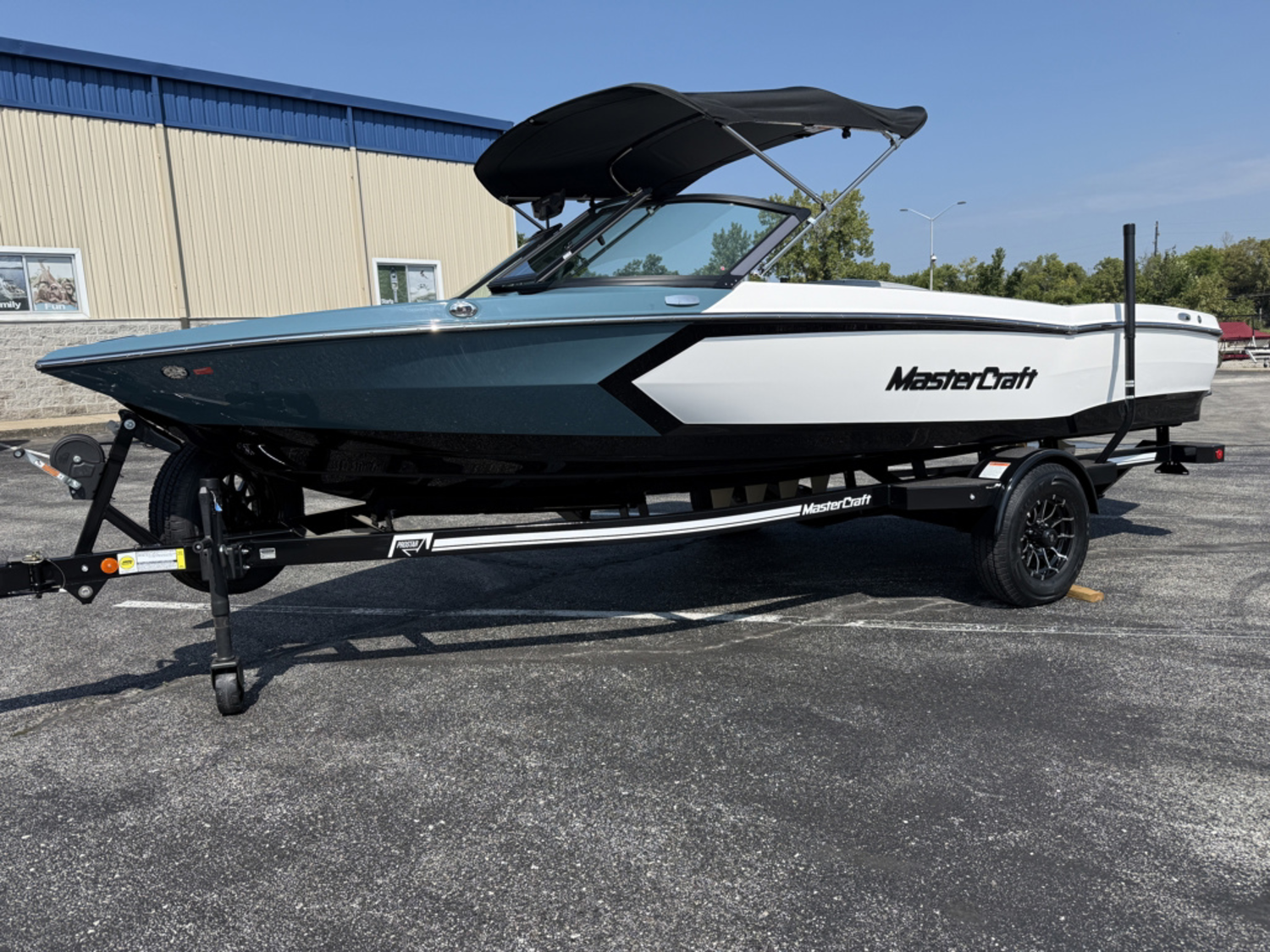 2027 Mastercraft Prostar