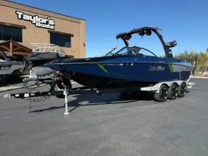 2017-malibu-wakesetter-24-mxz-146343-image2