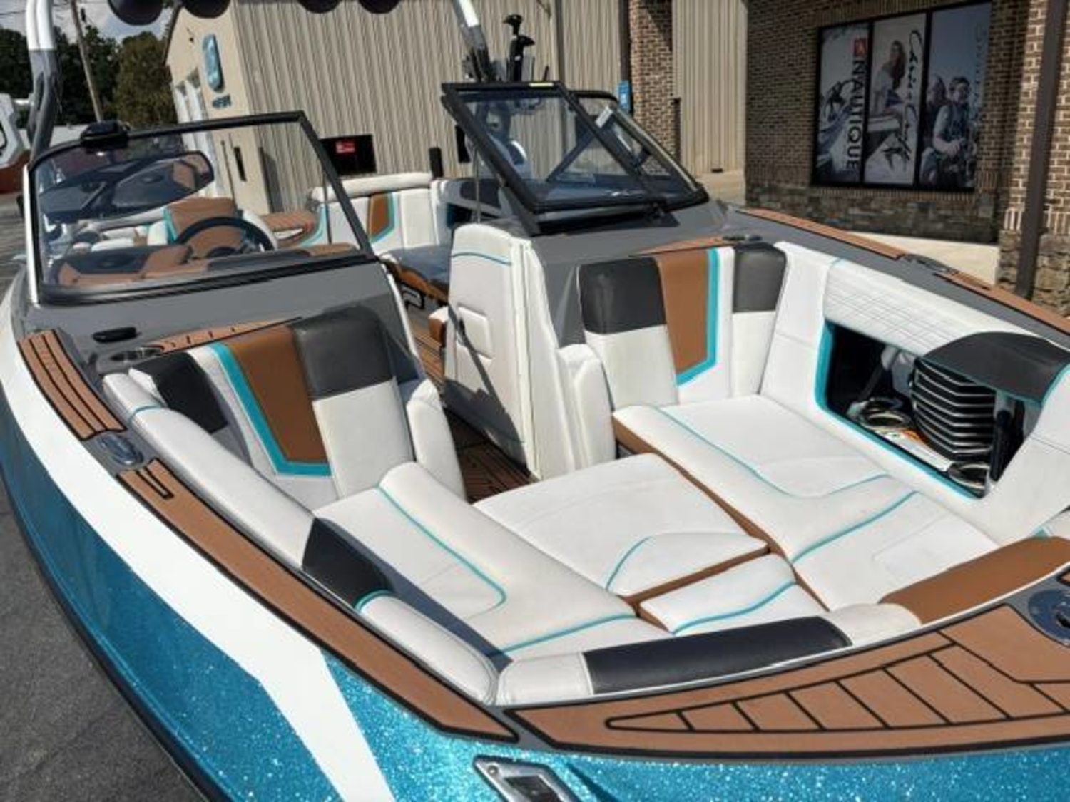 2017 Nautique G23