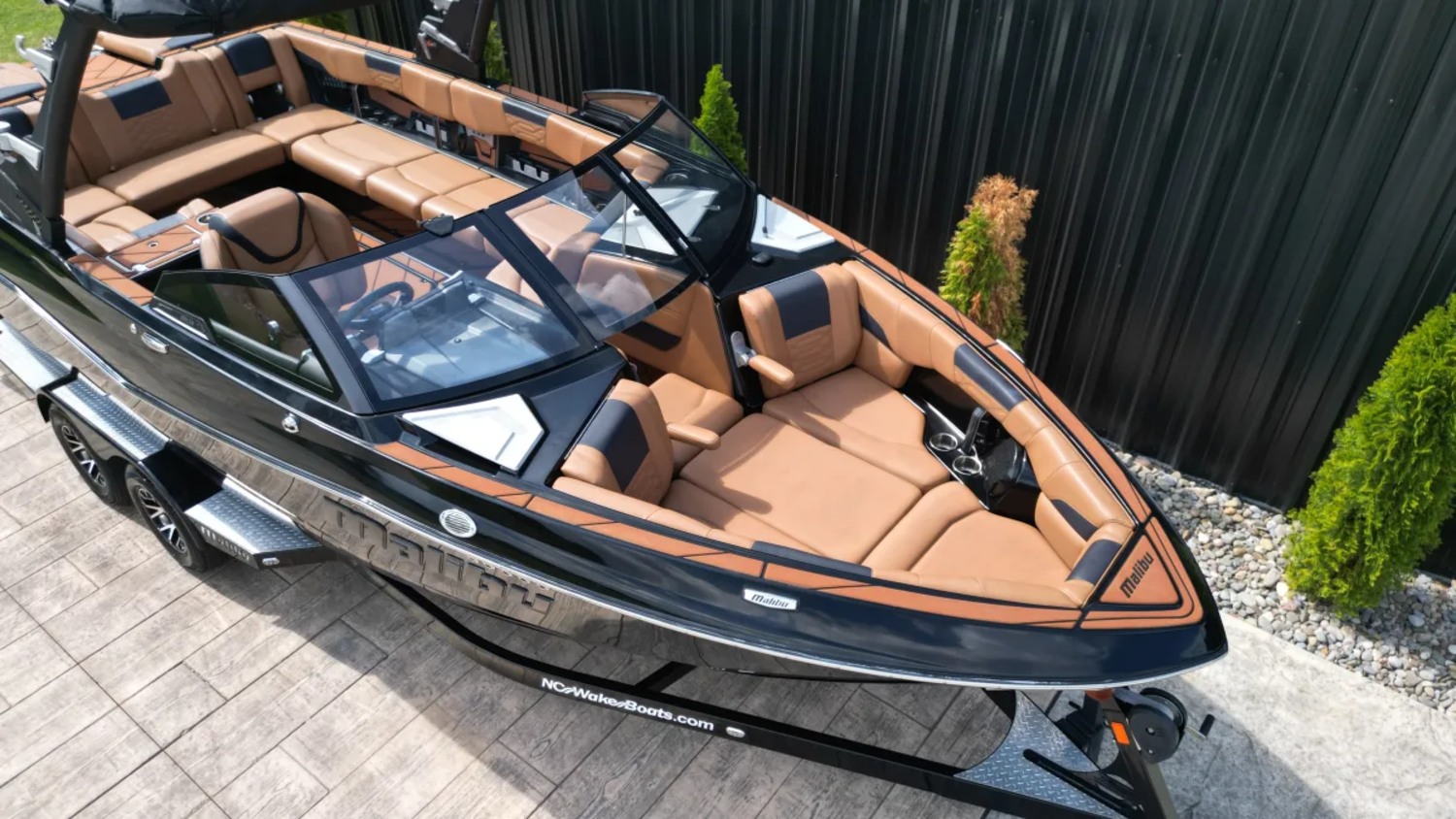 2023 Malibu Wakesetter 25 LSV