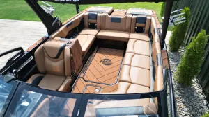 2023-malibu-wakesetter-25-lsv-146351-image3.webp