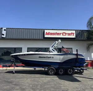 2022-mastercraft-x24-146367-image0.webp