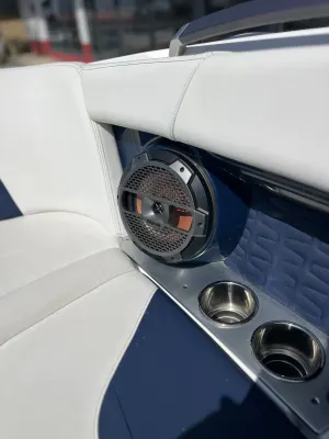 2022-mastercraft-x24-146367-image13.webp