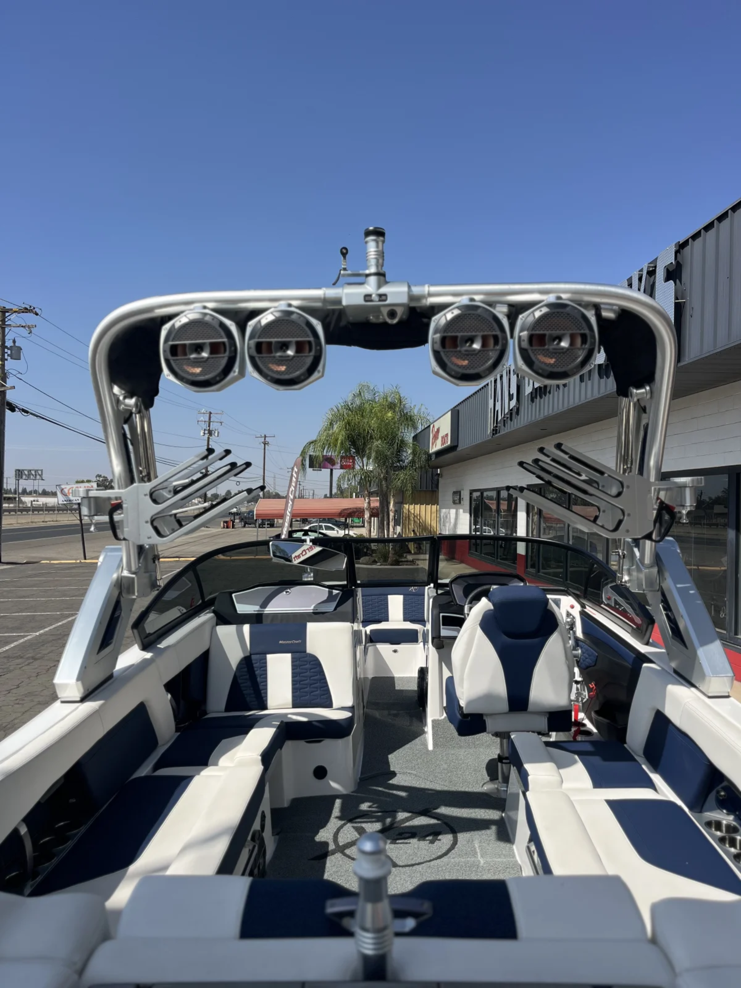 2022 MasterCraft X24
