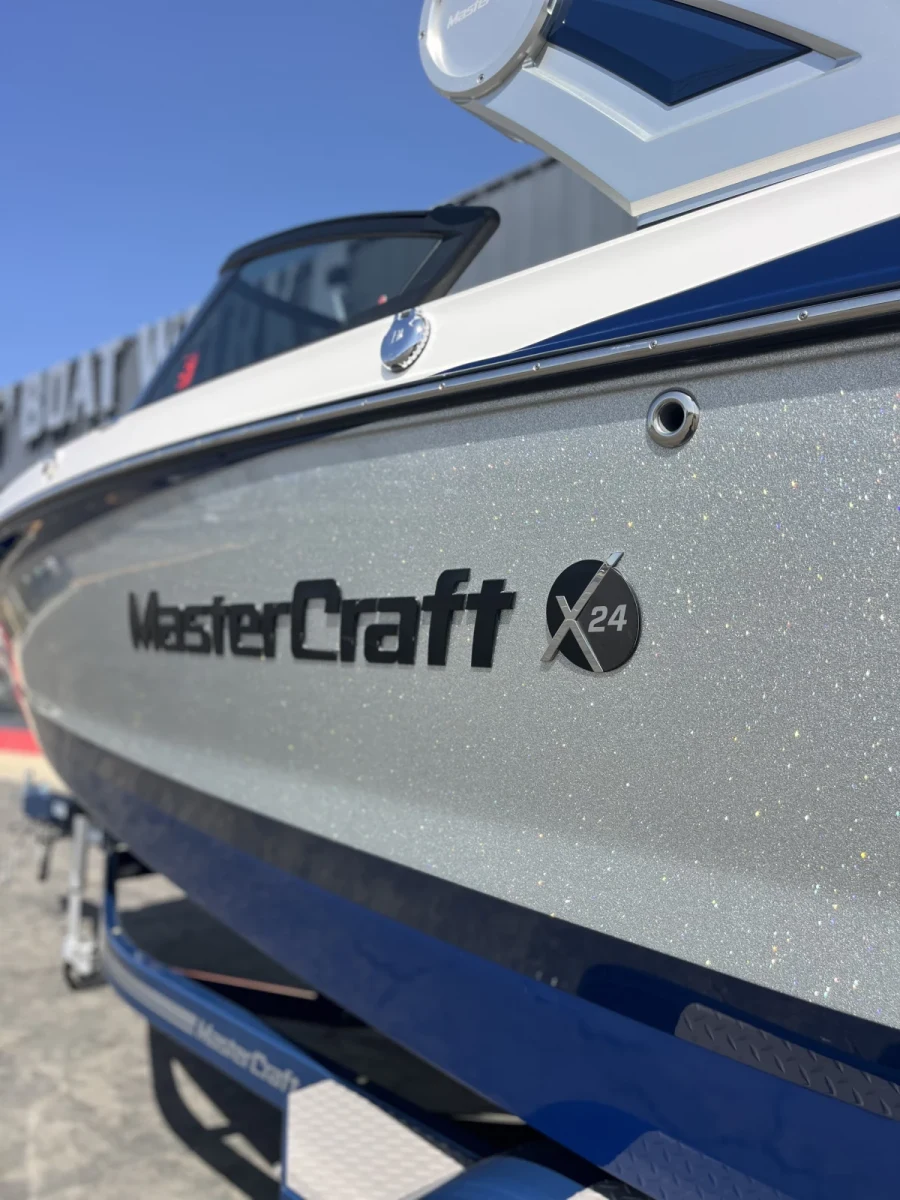 2022-mastercraft-x24-146367-image4.webp