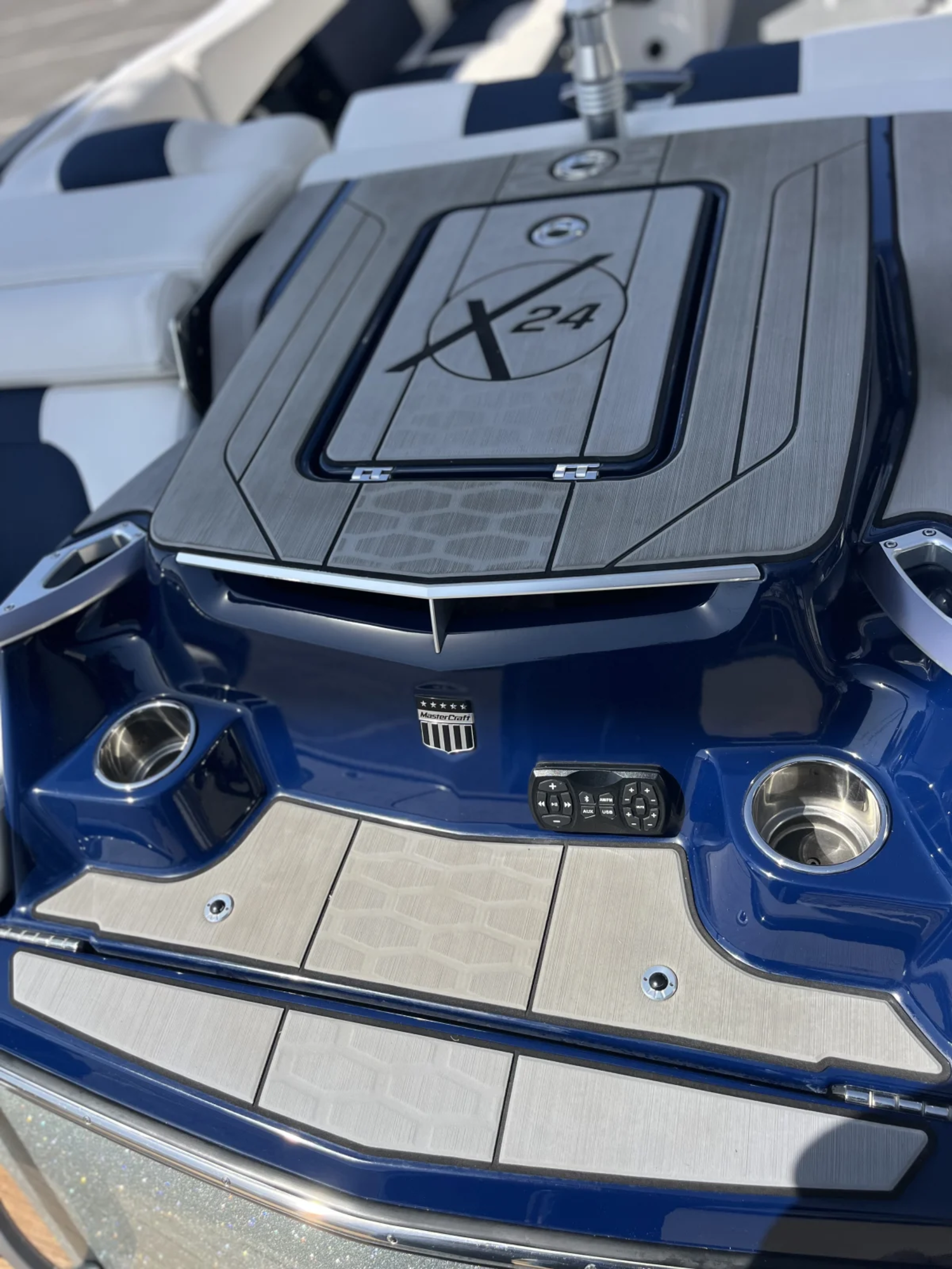 2022 MasterCraft X24