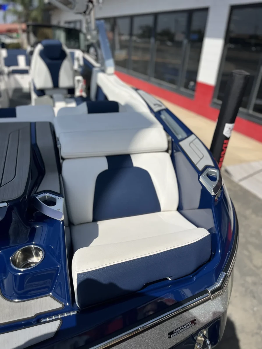 2022-mastercraft-x24-146367-image6.webp