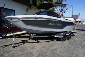2023-mastercraft-xt22t-146371-image0.webp