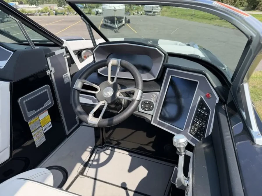 2021-mastercraft-x24-146372-image14.webp