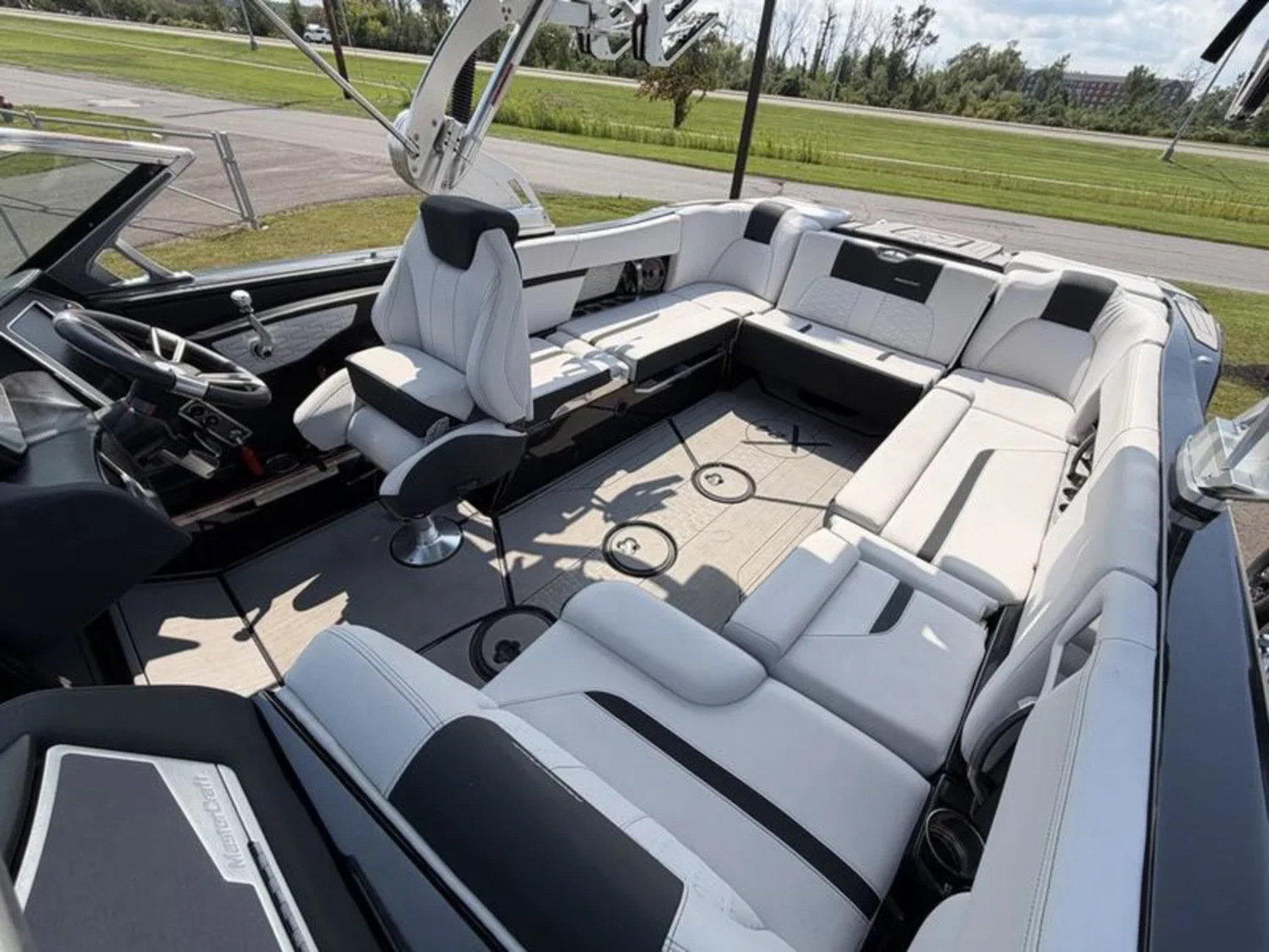 2021 Mastercraft X24