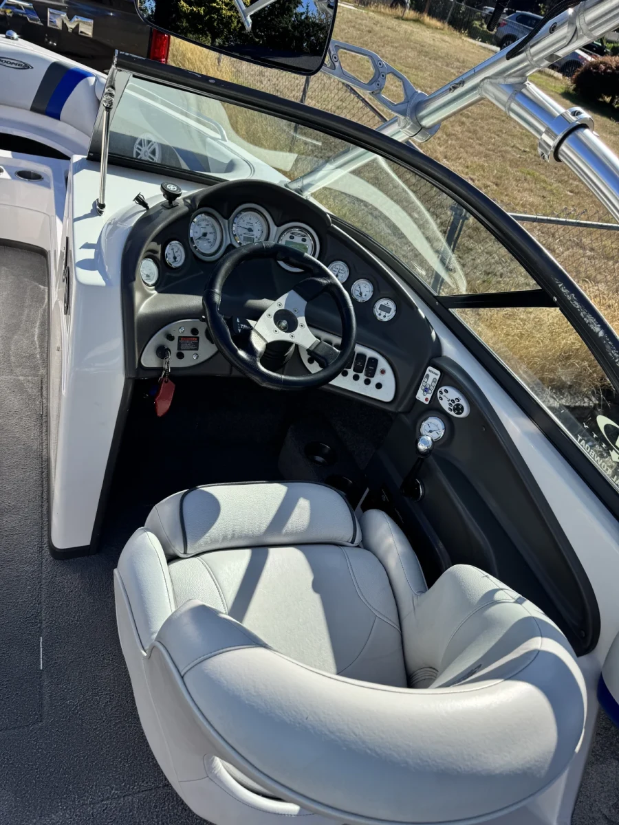 2007-moomba-mobius-lsv--146375-image23.webp