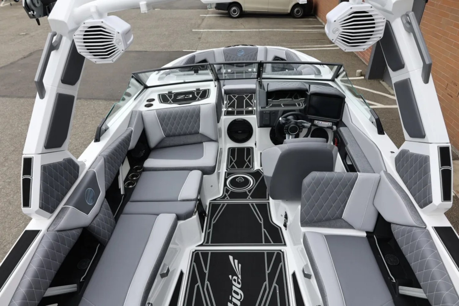 2027 Tige Z3