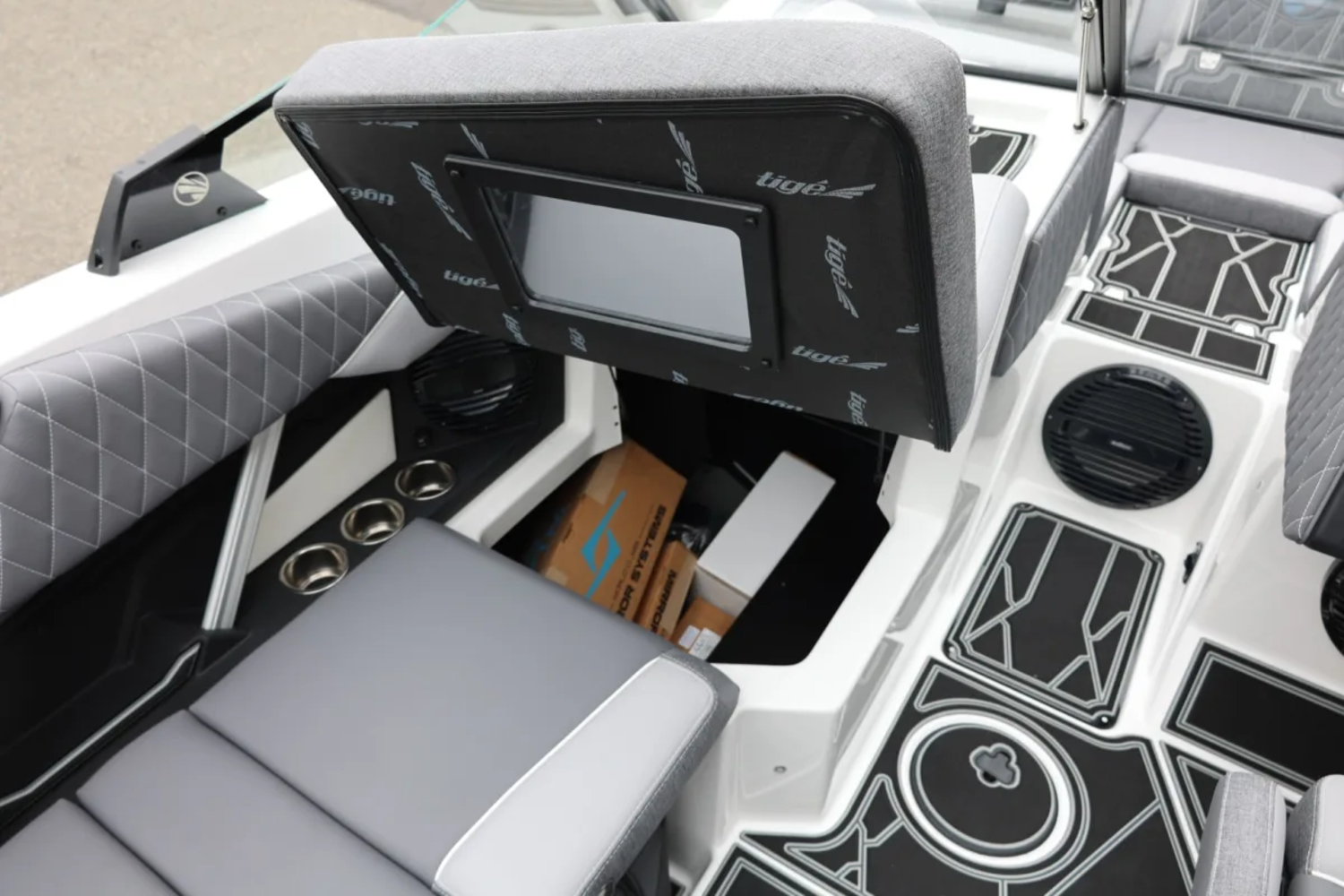 2027 Tige Z3