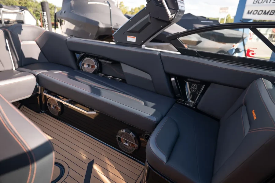 2022-mastercraft-x-star-146379-image13.webp