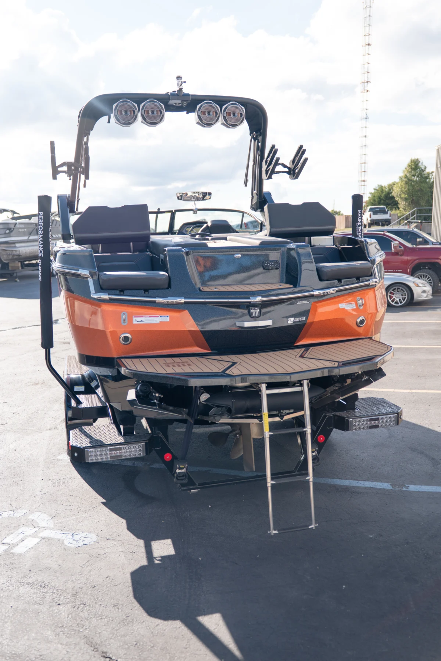 2022 MASTERCRAFT XSTAR-S WITH REAR STERN THRUSTER  
