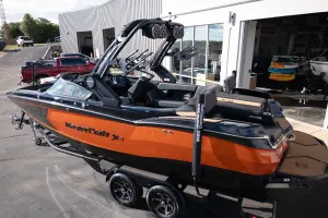 2022-mastercraft-x-star-146379-image5.webp