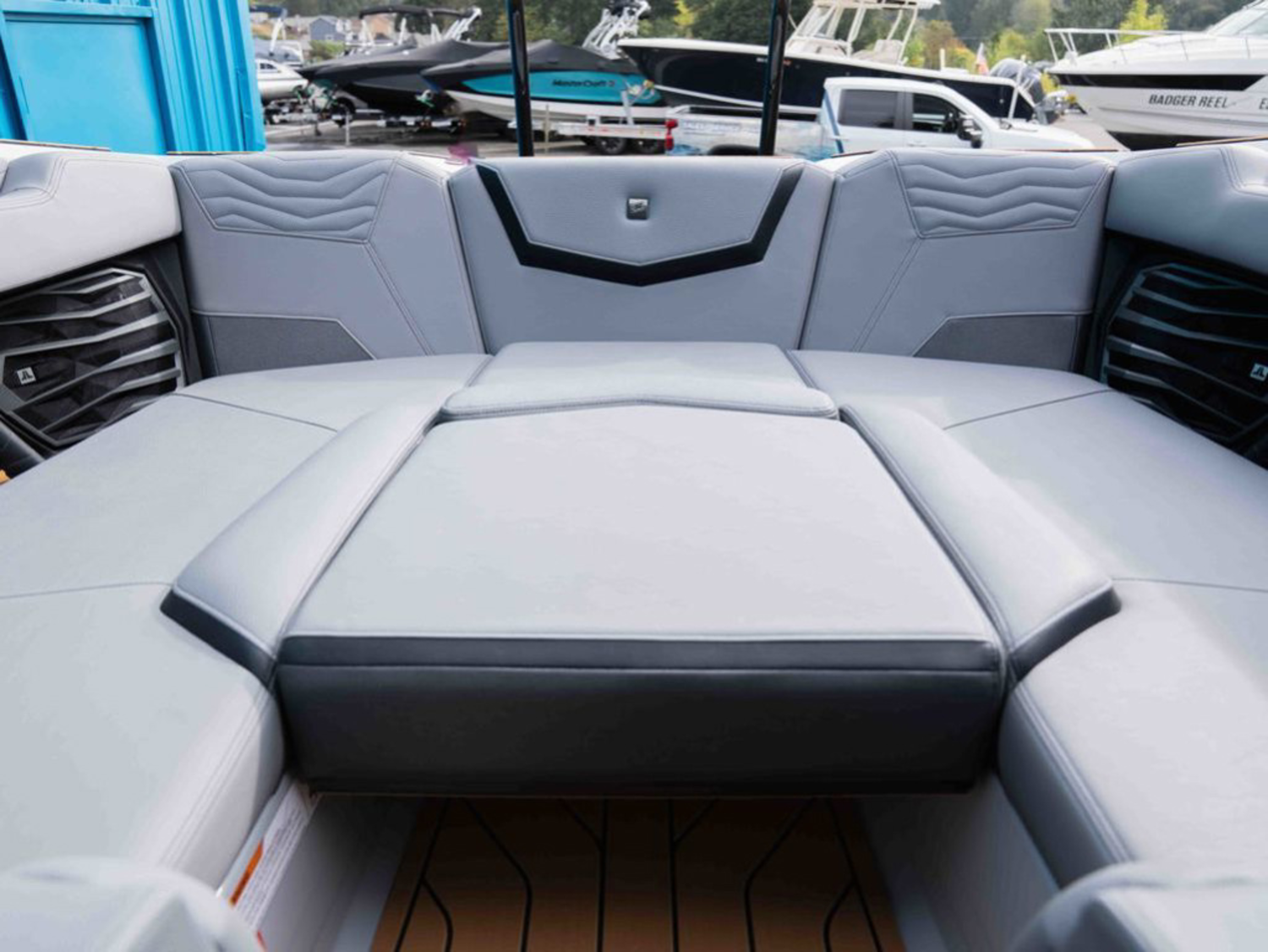 2027 Nautique Super Air Nautique G23