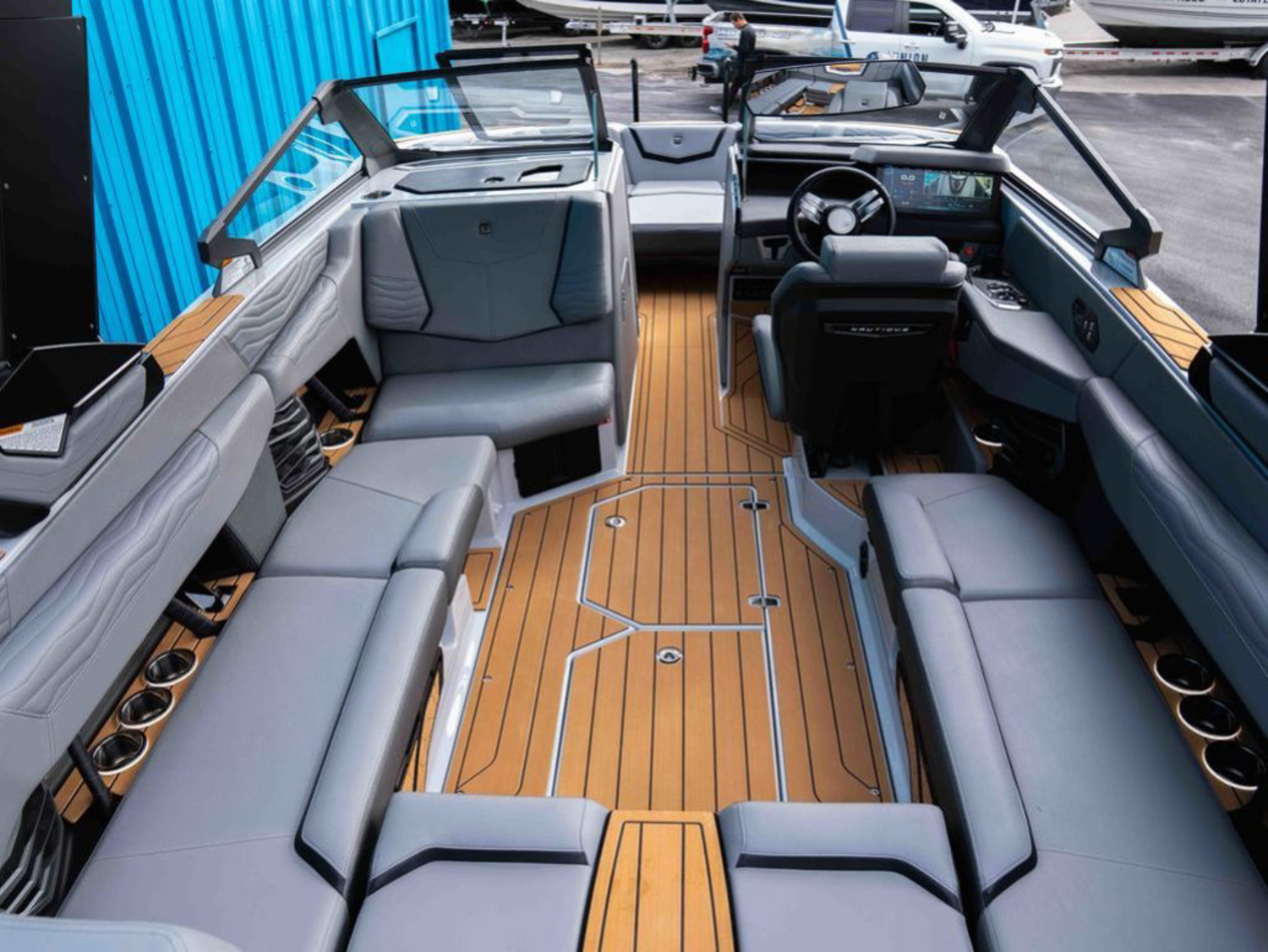 2027 Nautique Super Air Nautique G23