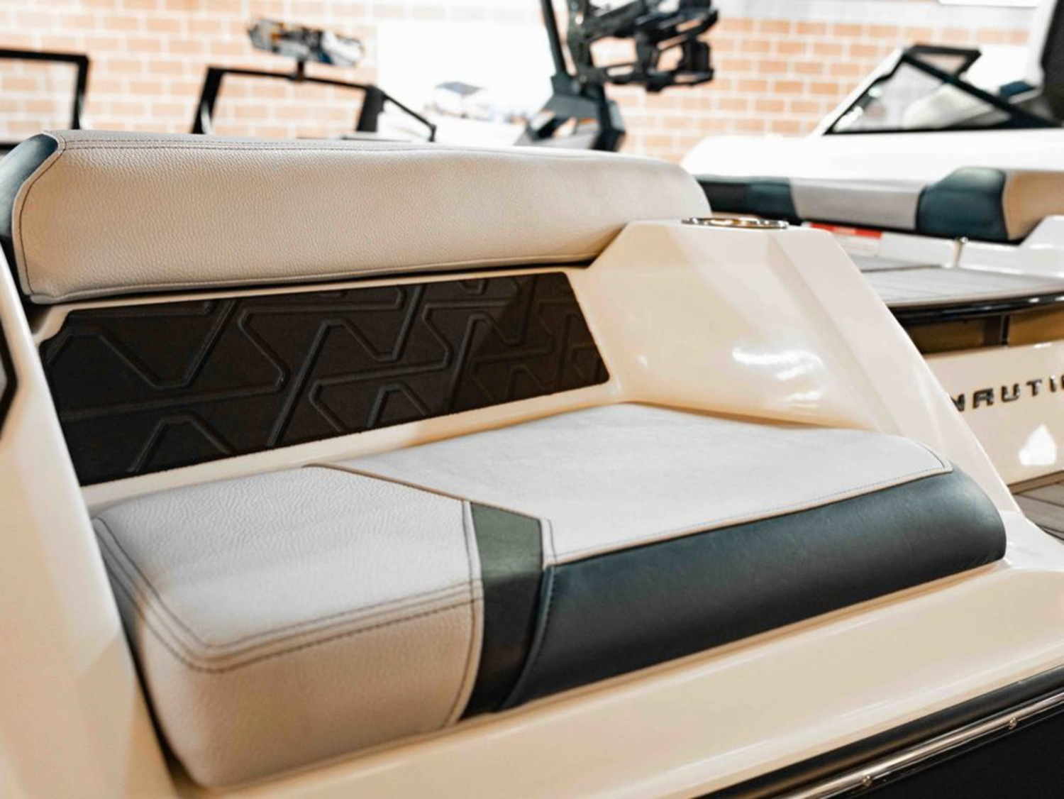 2027 Nautique Super Air Nautique GS22
