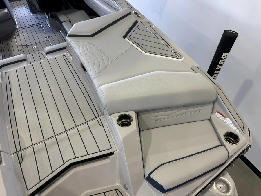 2026-nautique-g23-146395-image11