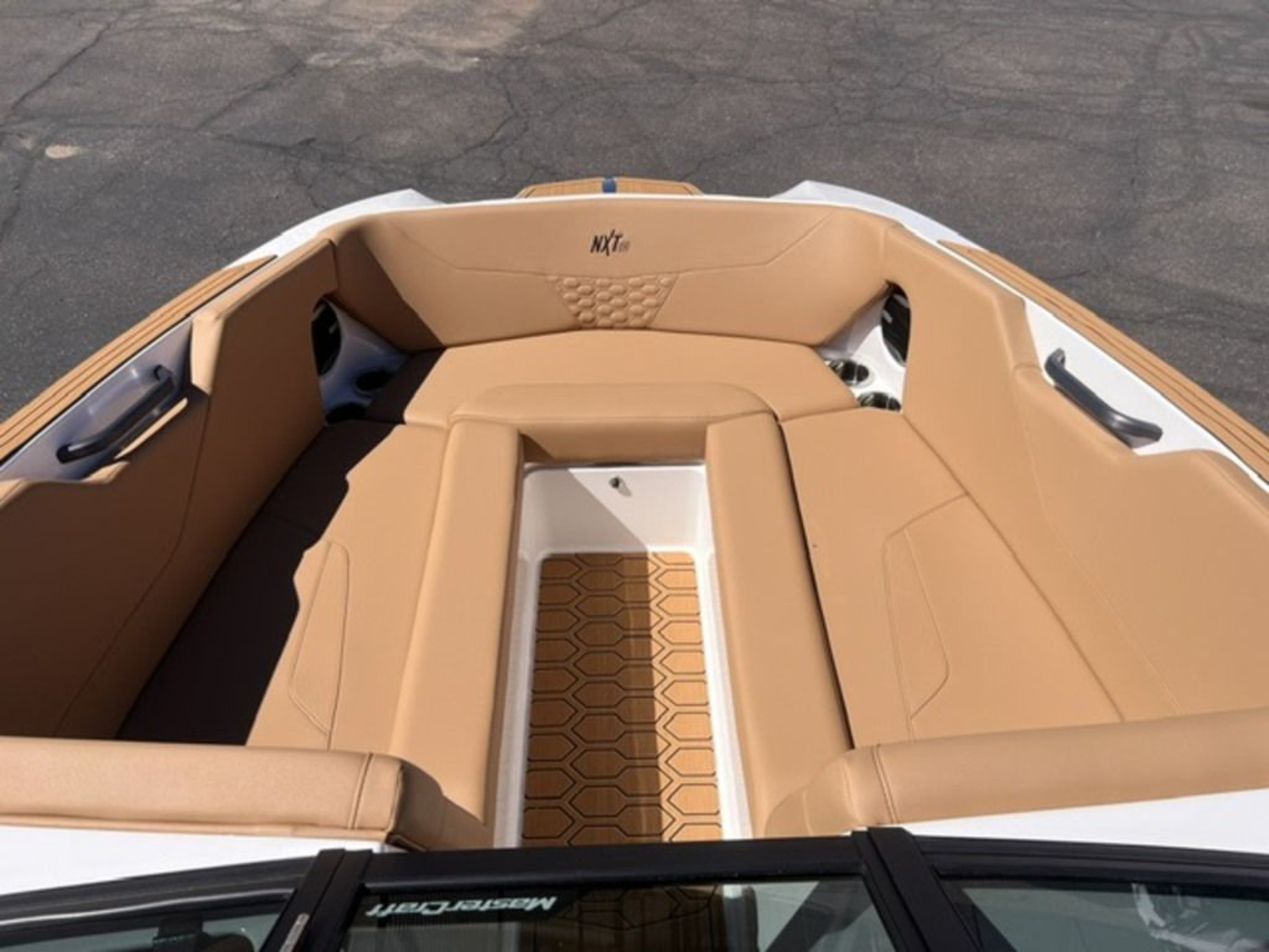 2027 Mastercraft NXT24