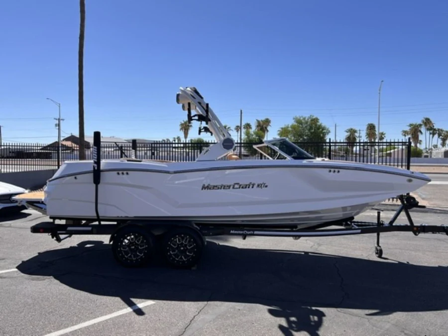 2027-mastercraft-nxt24-146400-image5