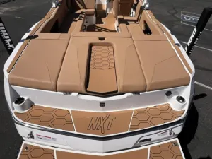 2027-mastercraft-nxt24-146400-image9