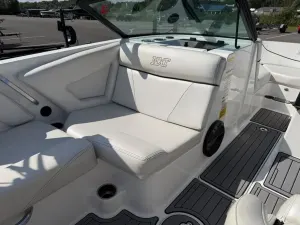 2019-mastercraft-nxt20-146409-image11.webp