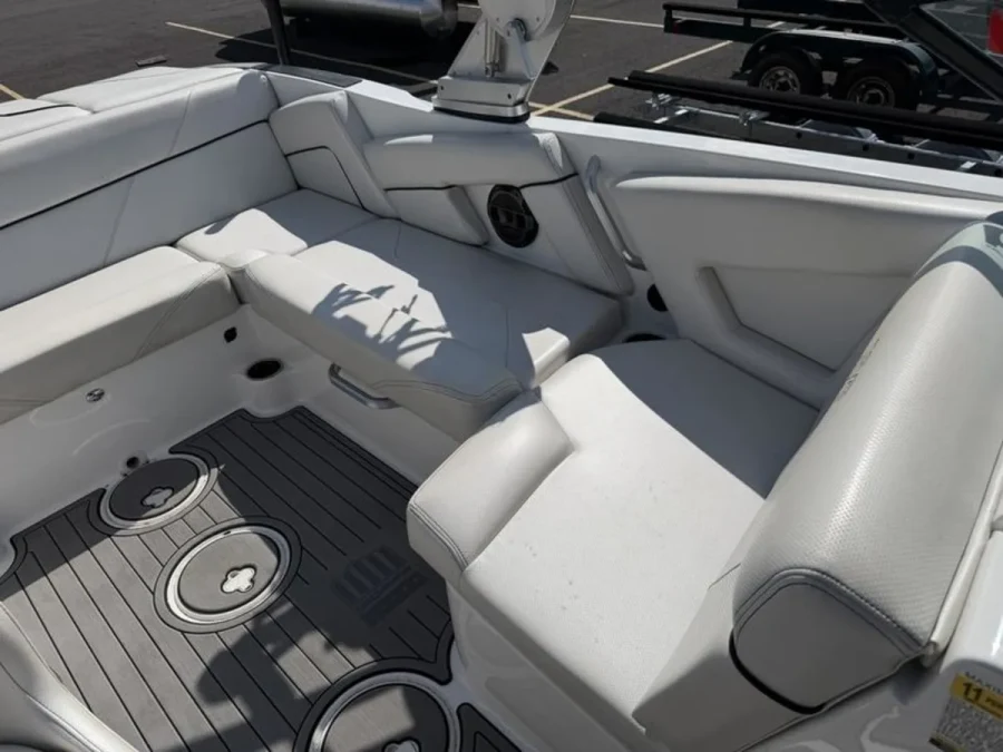 2019-mastercraft-nxt20-146409-image18.webp