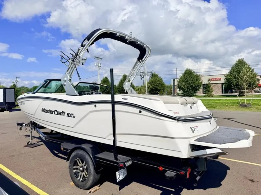 2019-mastercraft-nxt20-146409-image2.webp