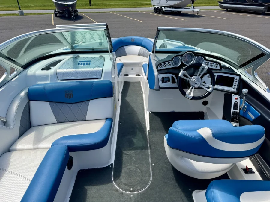 2014-mastercraft-x10-146411-image12.webp