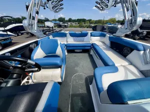 2014-mastercraft-x10-146411-image27.webp