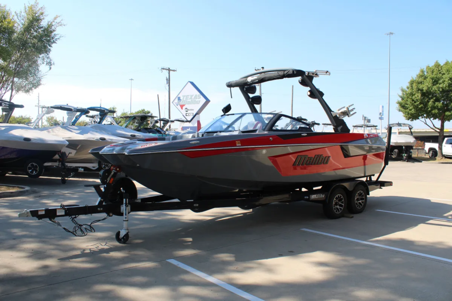 2023 Malibu 23 MXZ